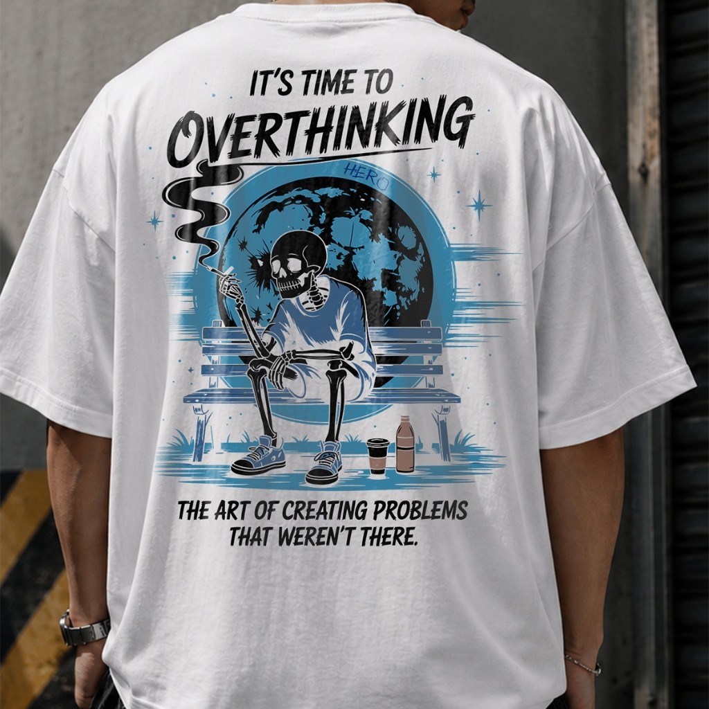 Camiseta Oversized Estampada Streetwear Overthinking Caveira Unissex Algodão Casual Confortável