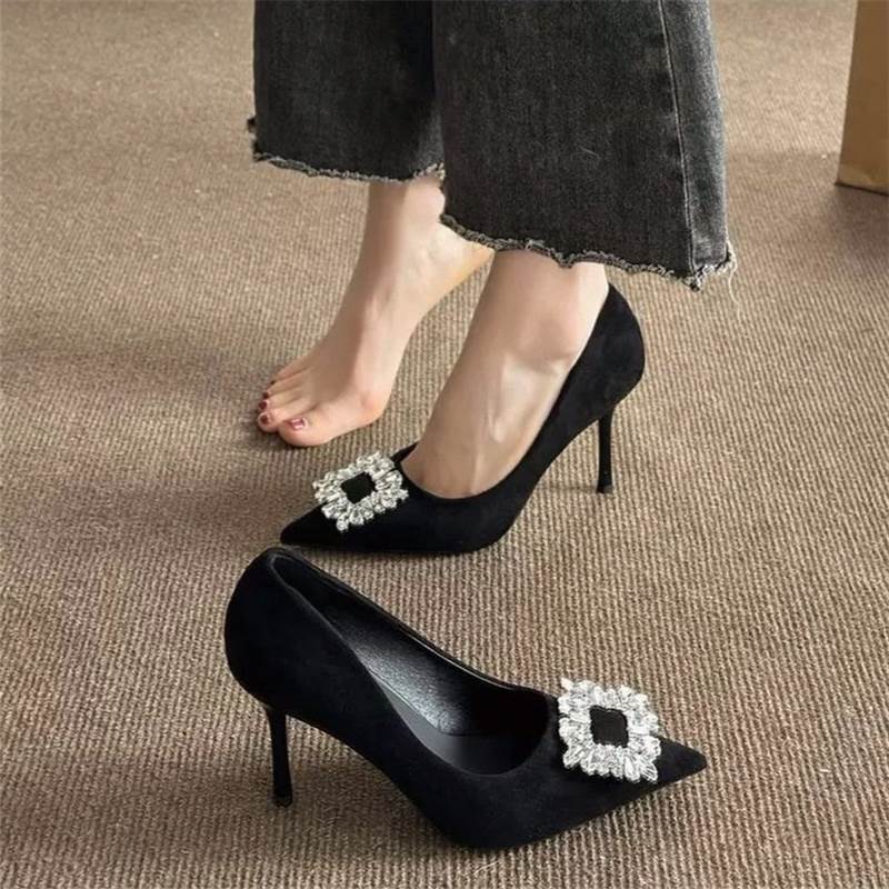 Novo estilo preto feminino verão salto alto strass 9cm primavera camurça Stiletto sapatos pequenos boca rasa fivela quad