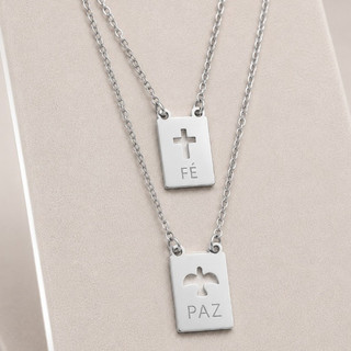 Colar Escapulario Aço Inox Fé e Paz Prateado Pingente Cruz e Pomba Religioso Feminino Masculino Presente Religioso