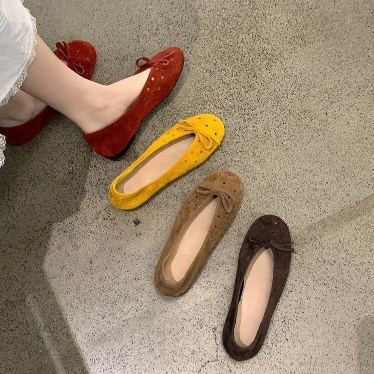 MKWQ Oco Respirável Bombas Planas Sapatos Femininos 2026 Camurça Slip-On Sapatos de Noite Colher Sapatos Vovó