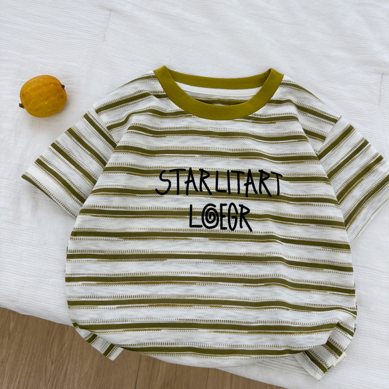 Meninos verão em torno do pescoço de manga curta camiseta 2025 novo estilo crianças estilo fino oco respirável listrado 