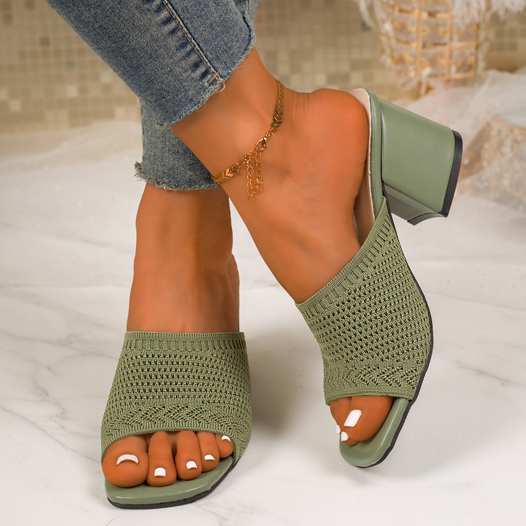 Chinelos de tecido voador feminino exterior usar sapatos antiderrapantes verão 2026 novo estilo moda menina francesa san