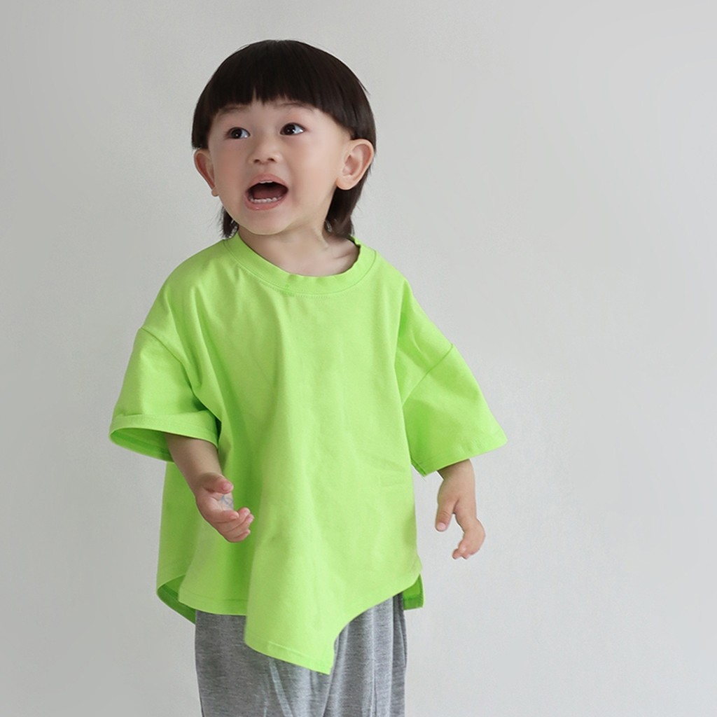 Meninos meninas soltas meia manga camiseta verão versão coreana crianças médias pequenas crianças de manga curta estilo 