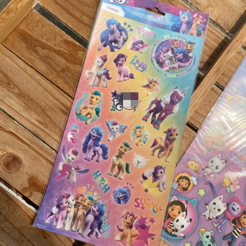 Adesivos de comércio exterior. Adesivos infantis clássicos de desenhos animados de Anime adesivos coaxiais para crianças