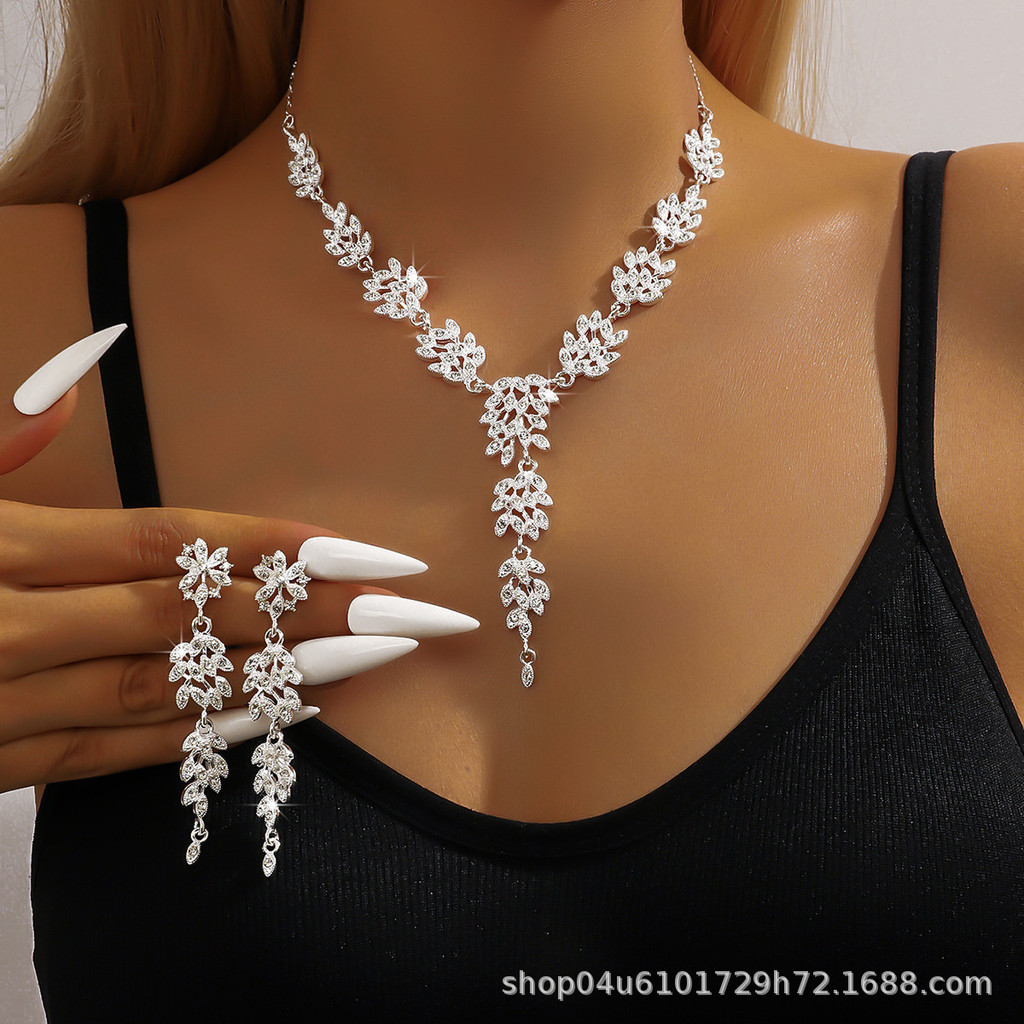 2026 novo estilo clássico moda jóias orelha de trigo moda criativa diamante colar brincos dois conjuntos moda acessórios