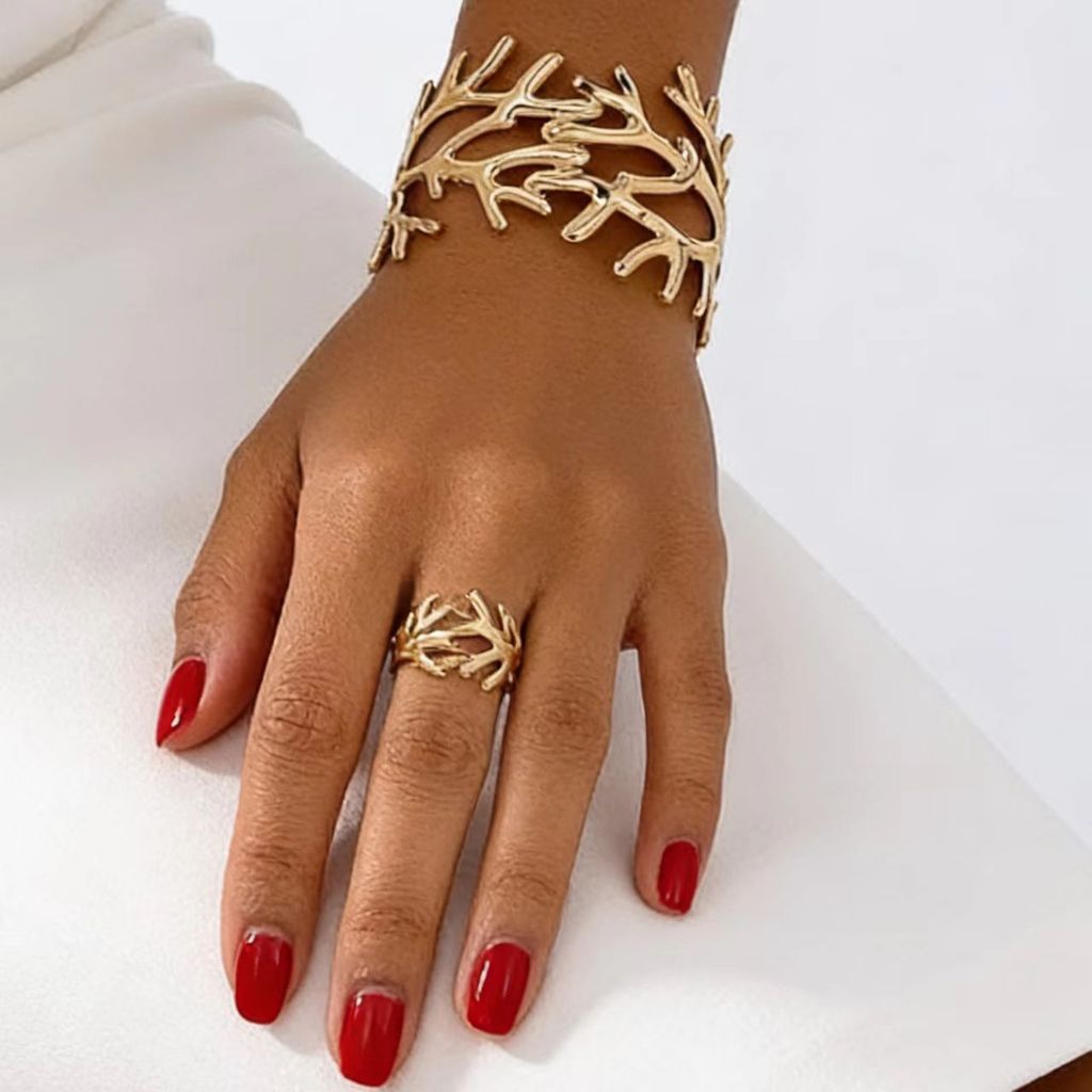 Conjunto de Anel e Pulseira de Metal Coral em Alta, Design Irregular Moderno e Personalizado, Presente com Face Larga