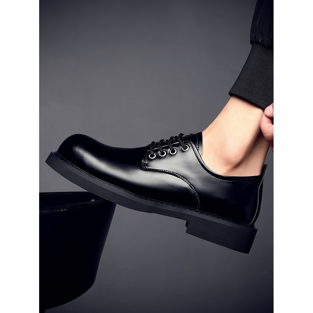 Verão novo estilo sapatos masculinos estilo britânico grande dedo do pé sapatos de couro masculino na moda juventude sap