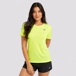 Camiseta New Balance Sport Essentials Logo Feminina Verde