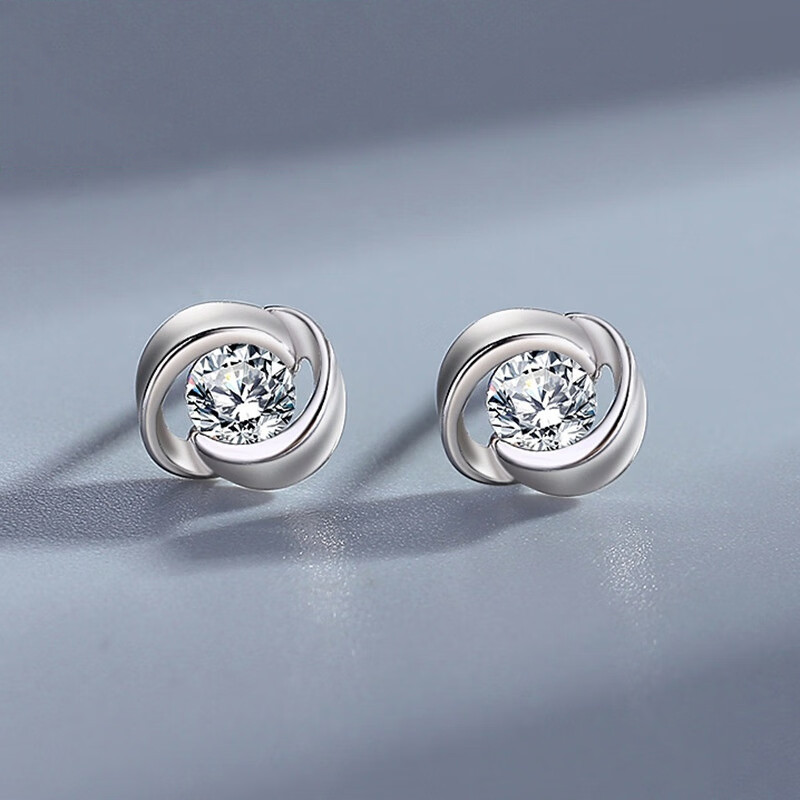 PT950 brincos de platina feminino amor coração brincos 18K platina luz luxo nicho Design High-End sentimento livre colhe