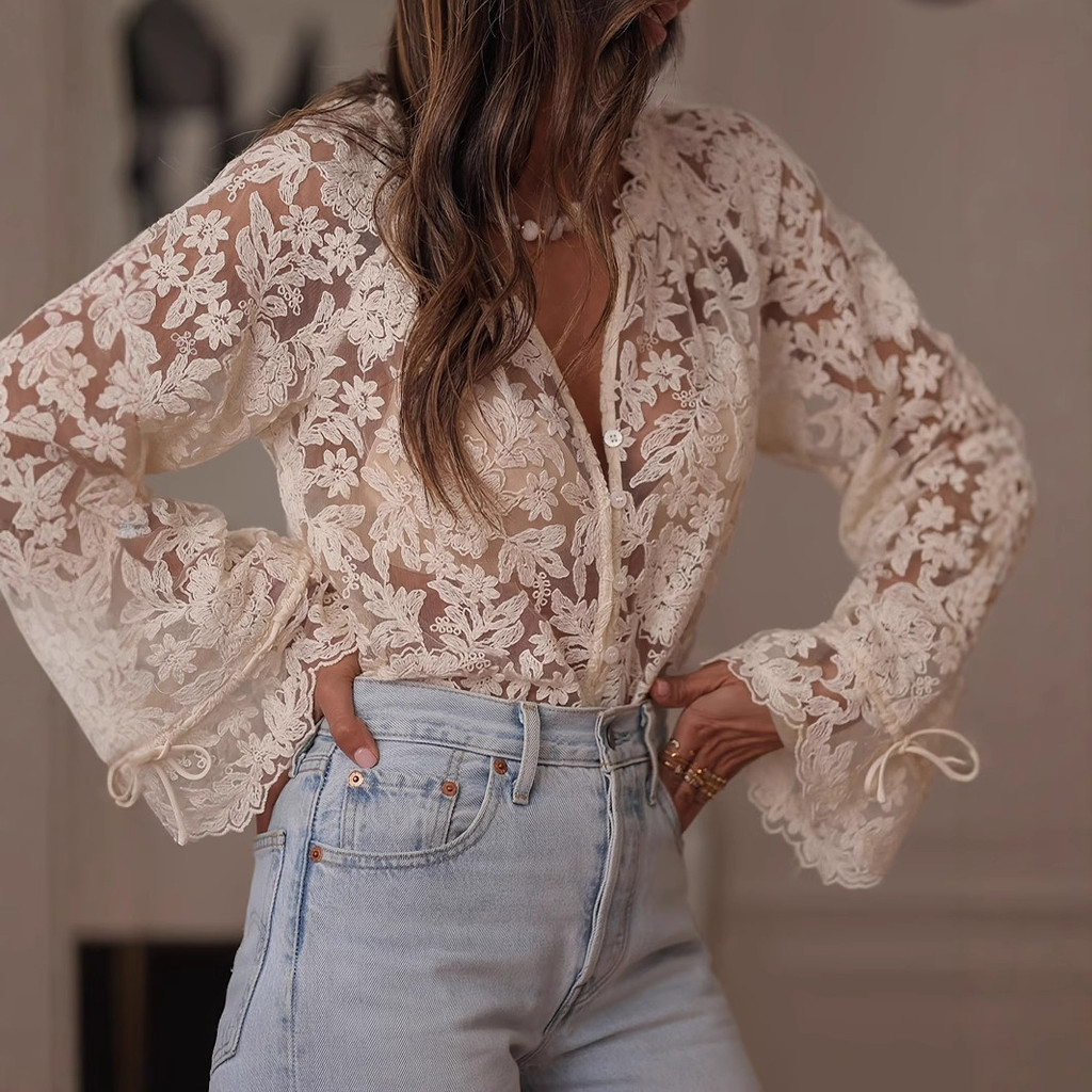 2026 Moda Feminina Japonesa e Coreana, Nova Camisa de Renda Casual Vazada Estilo Coreano para Mulheres
