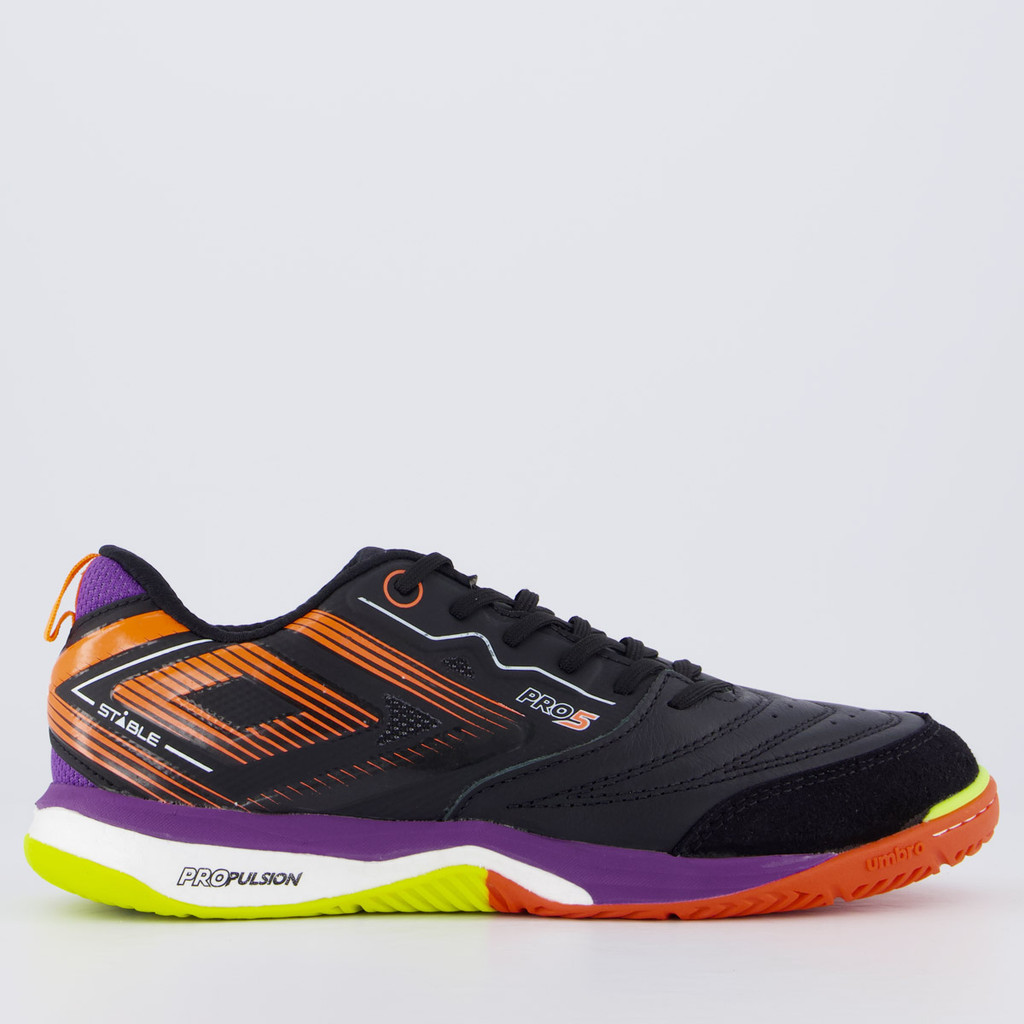Chuteira Umbro Pro 5 Stable Futsal Preta