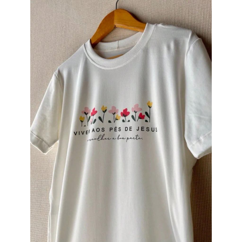 Camiseta Feminina Estilosa Moderna Casual 100% Algodão Manga Tecido Leve Confortável Streetwear Vive ao pés de jesus