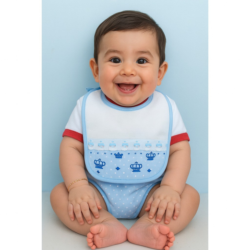 Kit 3 Babadores Impermeáveis e Felpudos para Bebê- Estampas Variadas
