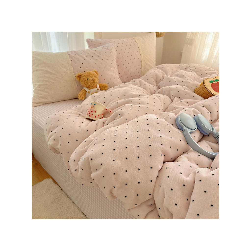 Inverno Polka Dot leite velo conjunto de quatro peças romântico rendas flanela colcha capa quente grosso pelúcia menina 