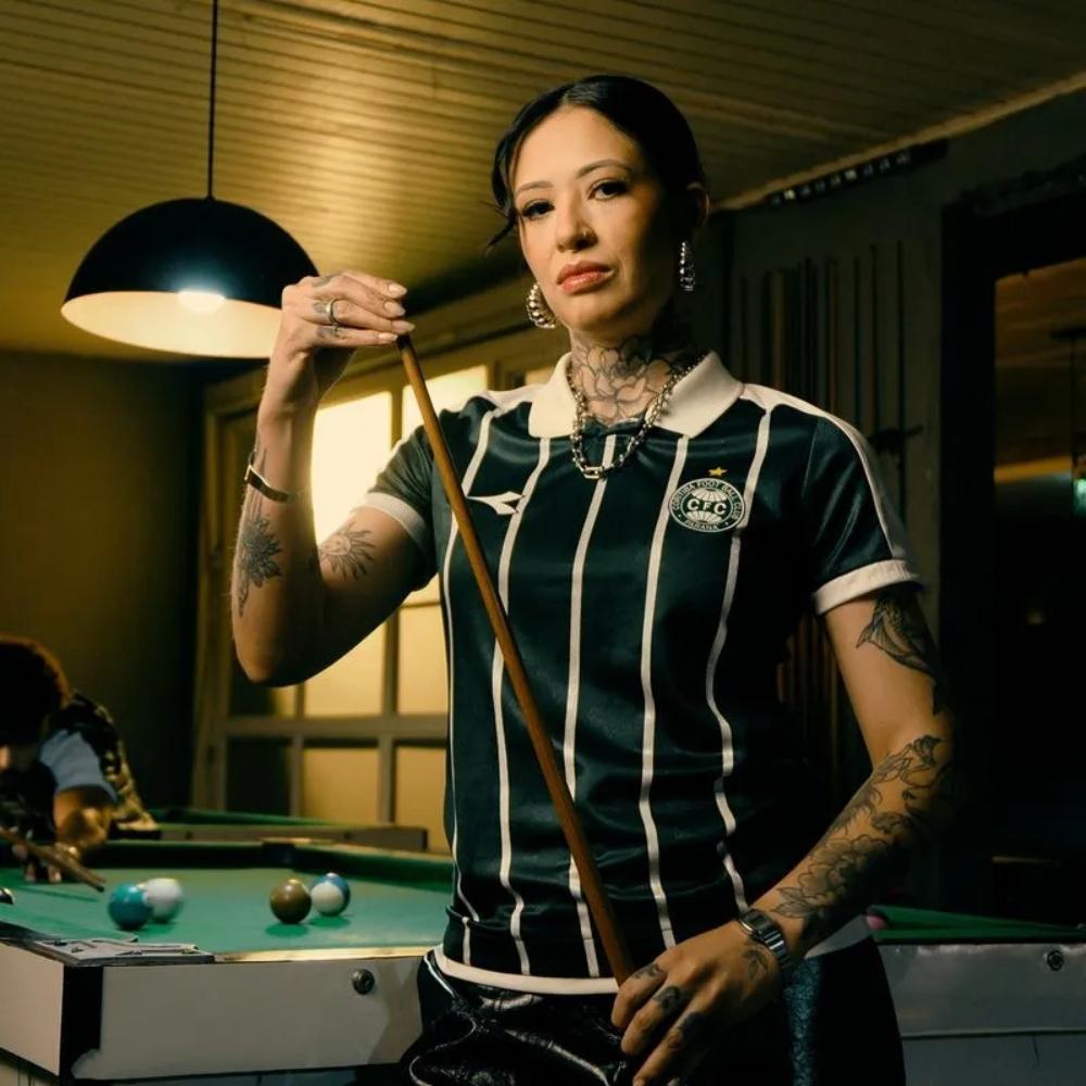 Imagem Camisa Diadora Coritiba Oficial Jogo 2 2026 Feminino Verde e Branco