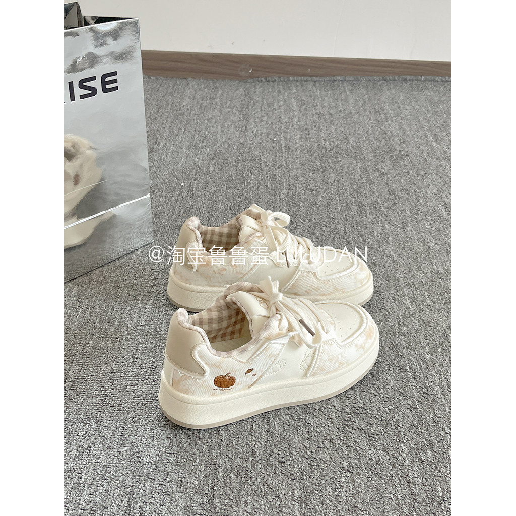 Ludan outono sapatos brancos de sola grossa feminino 2026 novo estilo nicho não-colisão tênis sapatos femininos sapatos