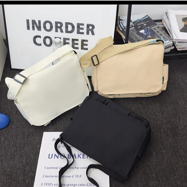 Lona Sacola Espaçoso Estudante Commuter Bolsa  De Natal Simples Crossbody​ em Oferta na Shopee