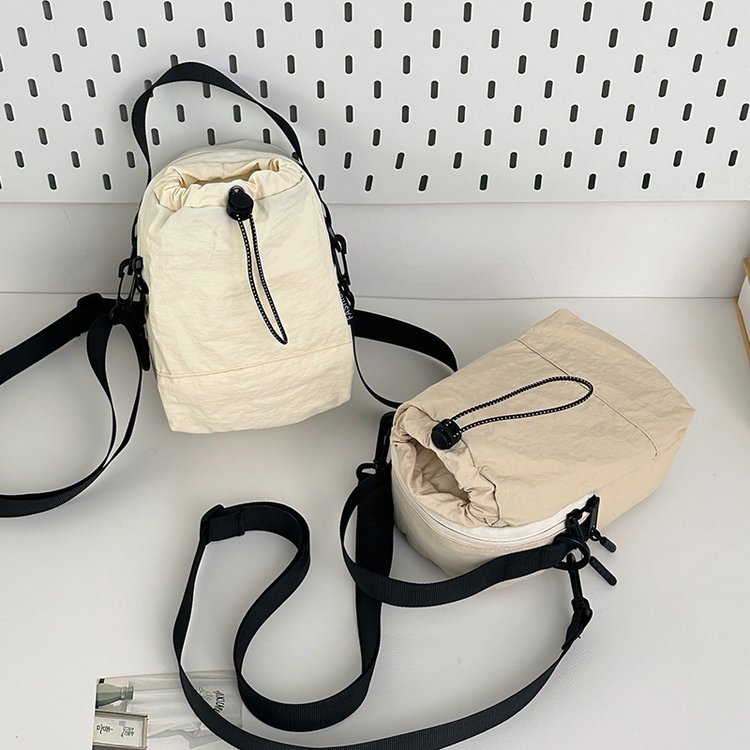 Saco de garrafa de água ao ar livre 2025 novo estilo lazer esportes leve armazenamento bolsa de ombro meninos meninas mo