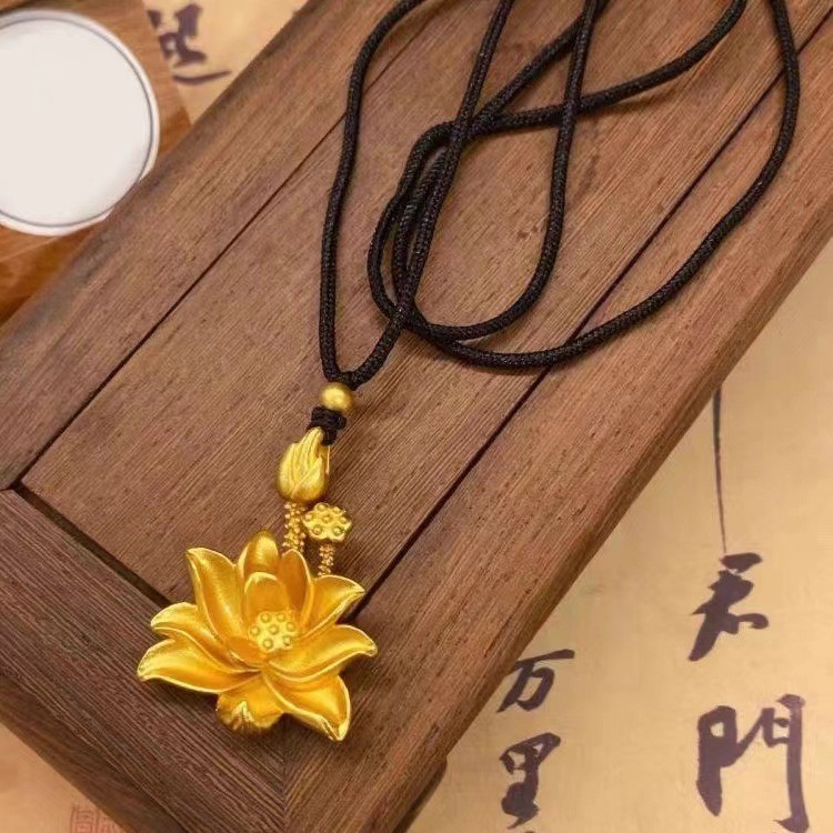 Vietnam areia ouro lótus pingente dois mundos feliz latão banhado a ouro lótus Pom elegante colar Bodhi lótus preto cord