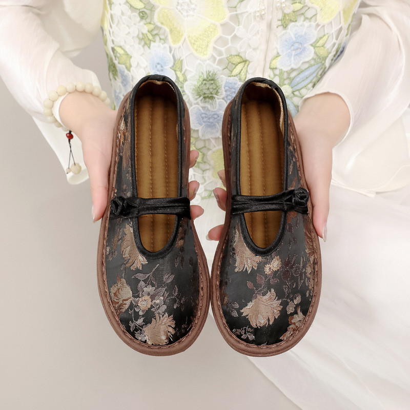 Ouro preto flutuante 2026 estilo chinês bordado sapatos artesanais respirável All-Match sapatos planos confortáveis Baot