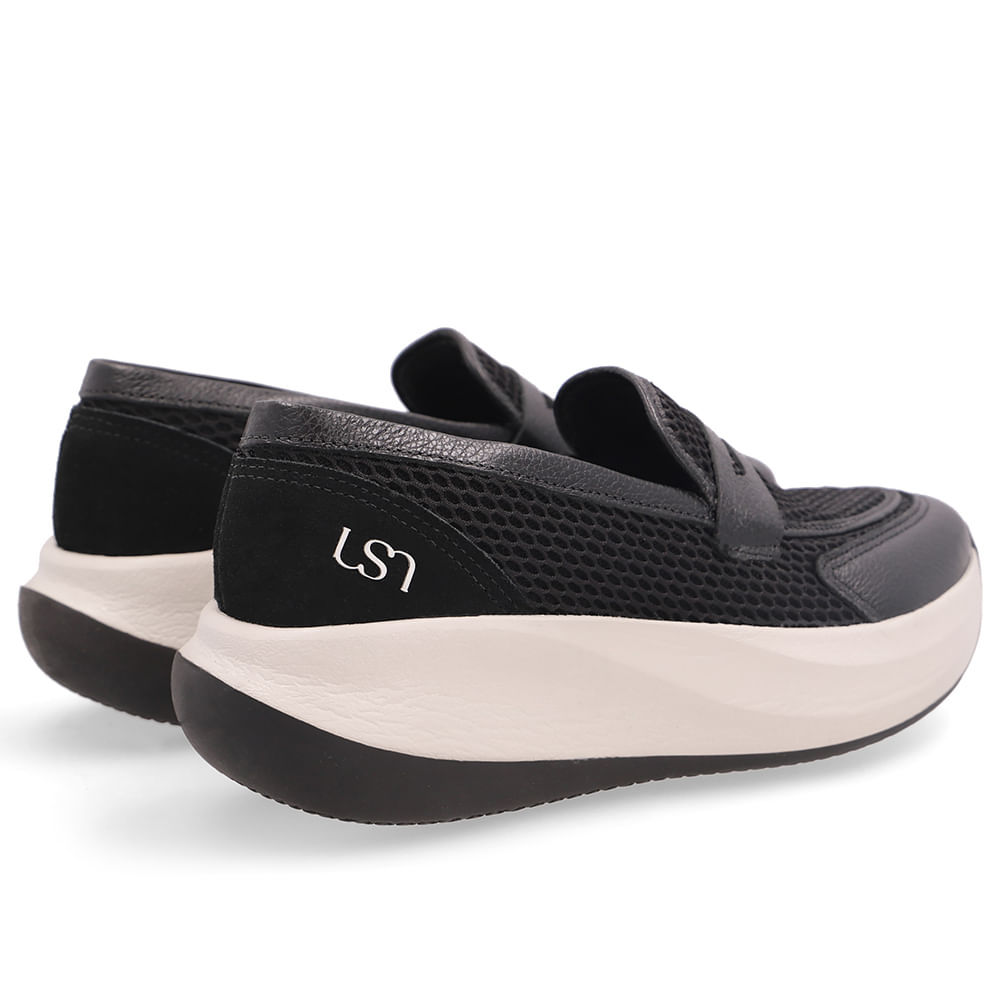 Loafer Multimateriais Preto Com Solado Alto — imagem 2 de 2