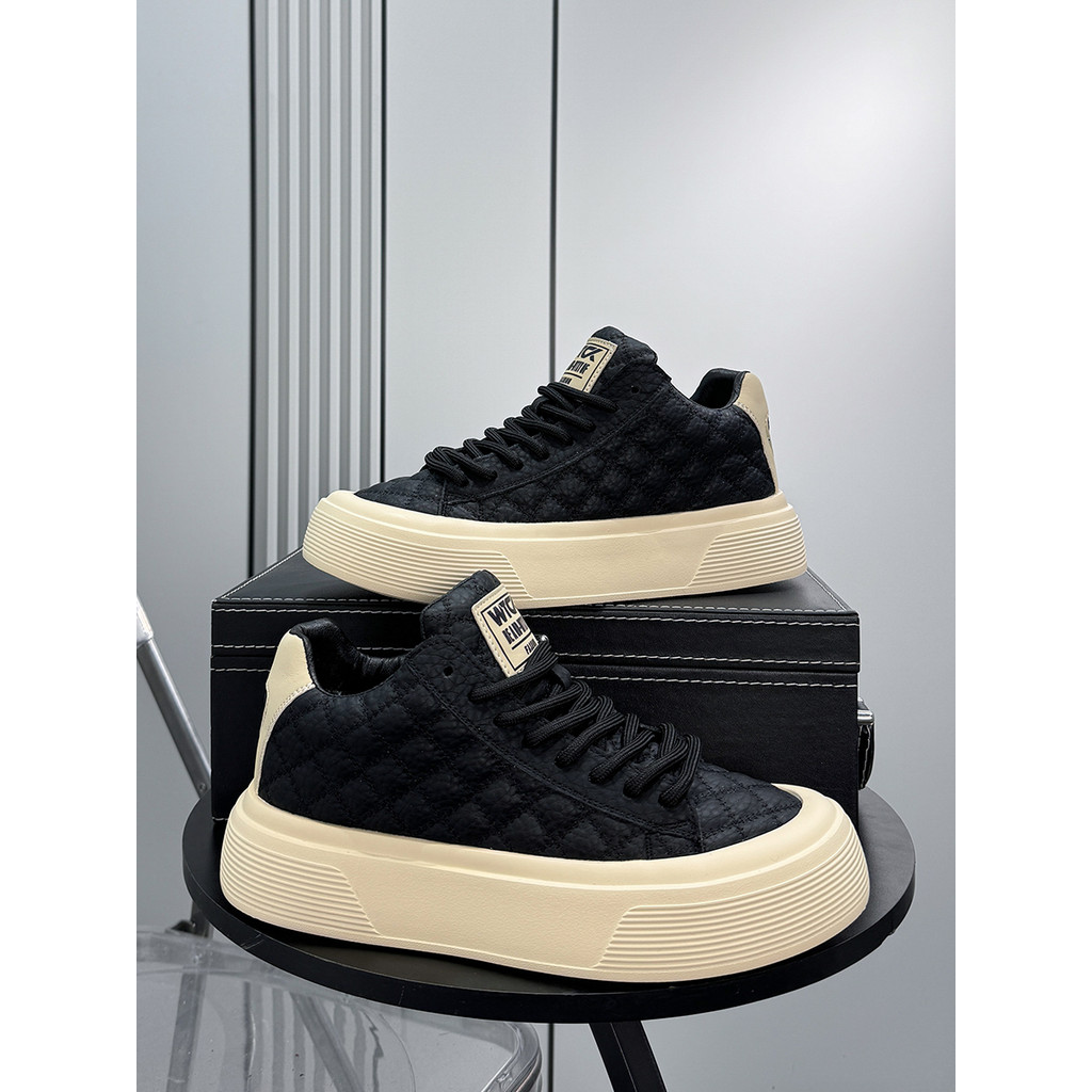 Sapatos masculinos 2026 novo estilo tênis Street Wear nicho baixo-topo sapatos masculinos Retro sapatos brancos de sola