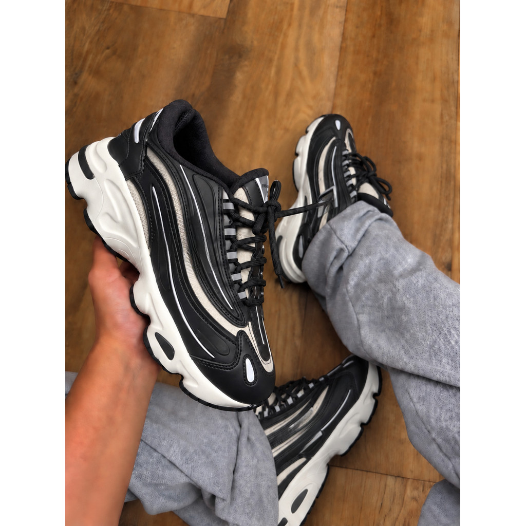 Tênis Chunky Unissex Preto e Off White Solado Alto Casual Confortável Street