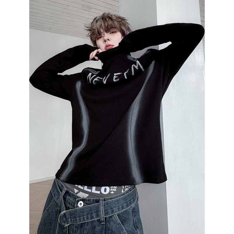 Outono estilo americano pequeno gola alta magro ajuste de manga comprida camiseta masculina carta impressa almofadas de 