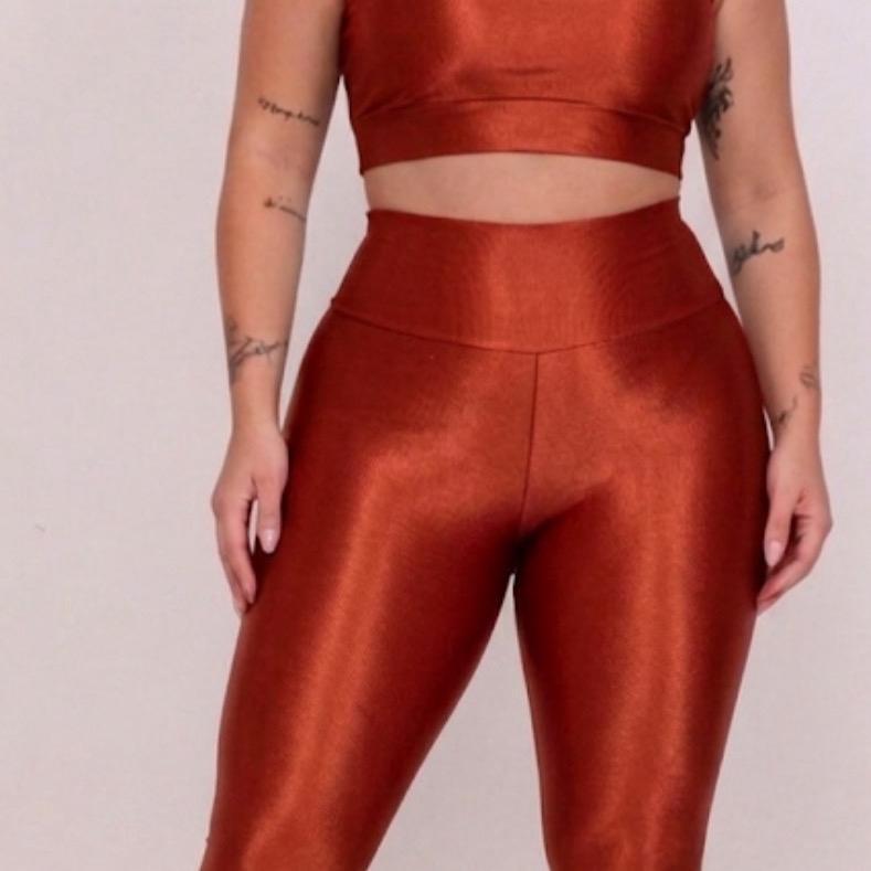 Conjunto Fitness Feminino Tecido Cirre Cintura Alta Legging + Top Empina Bumbum Sustentação Academia Yoga Treino Brilho