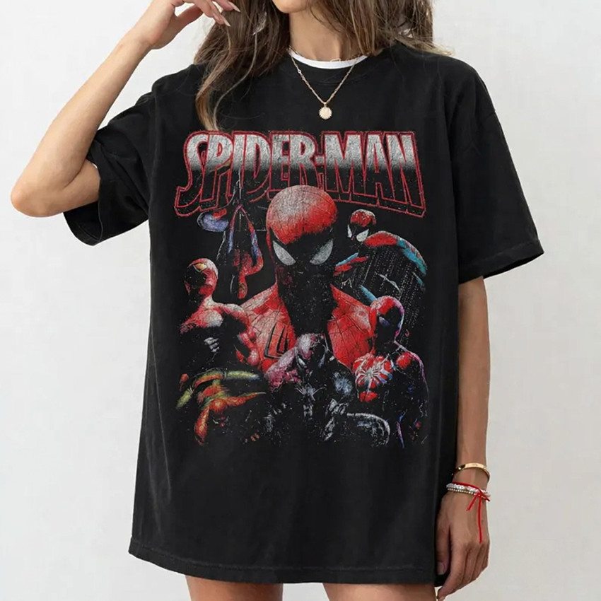 Camiseta Masculina Feminina Oversized Estampa Collage Homem-Aranha Versões Diversas T-shirt Retro Streetwear