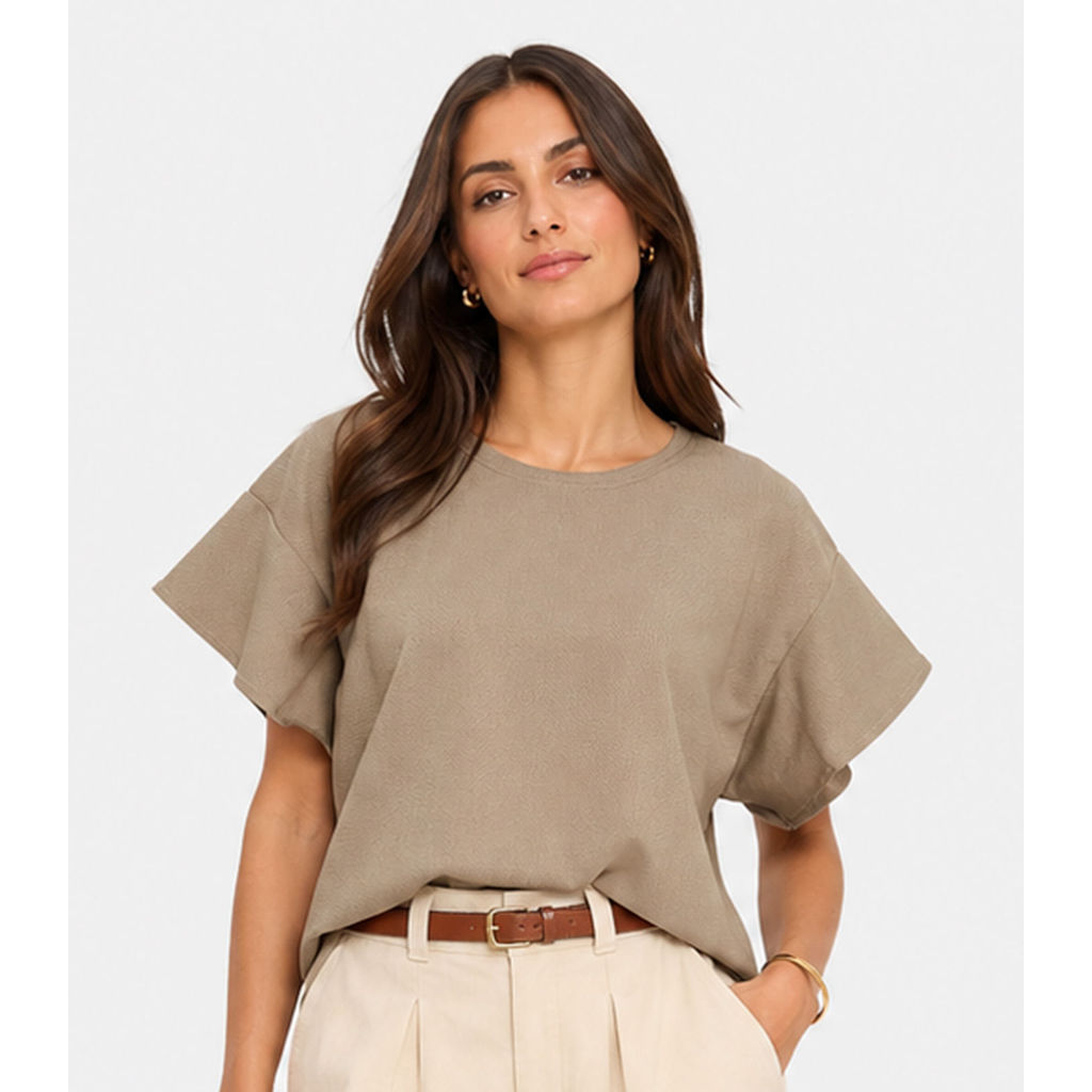 Blusa Feminina Com Manga Franzida Infinita Cor Bege