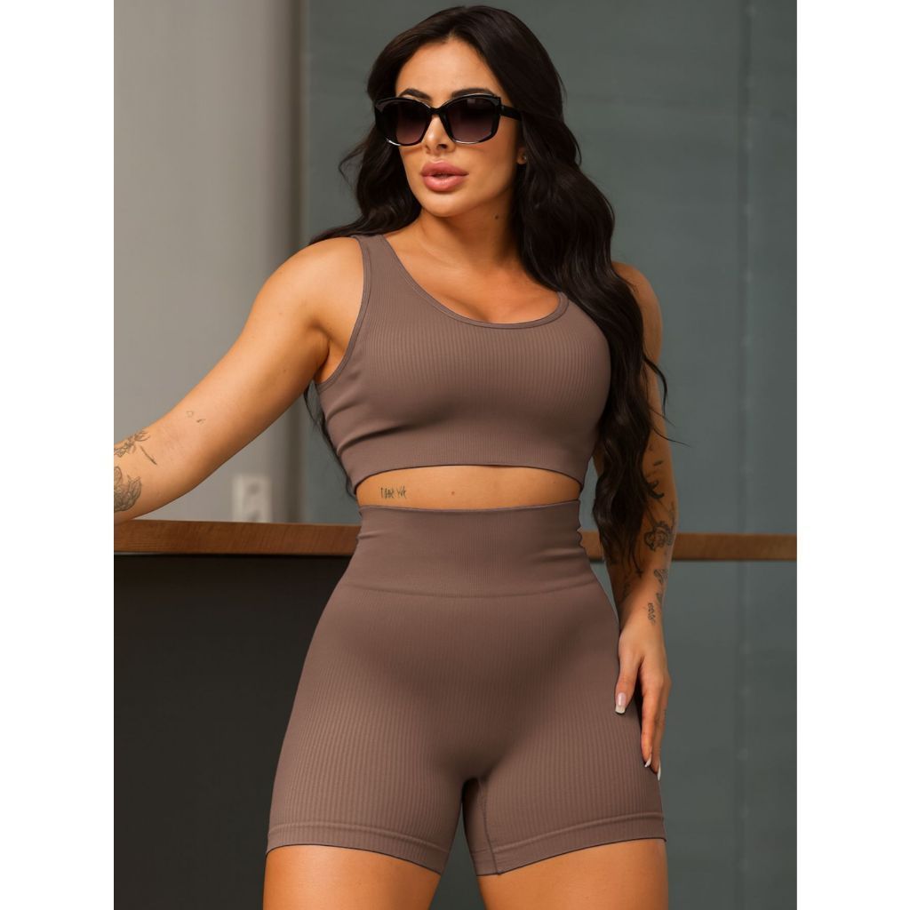 Conjunto canel Fitness Feminino Poliamida Canelado Sem Transparência com Short e Top Bojo Removível Treino Academia Yoga