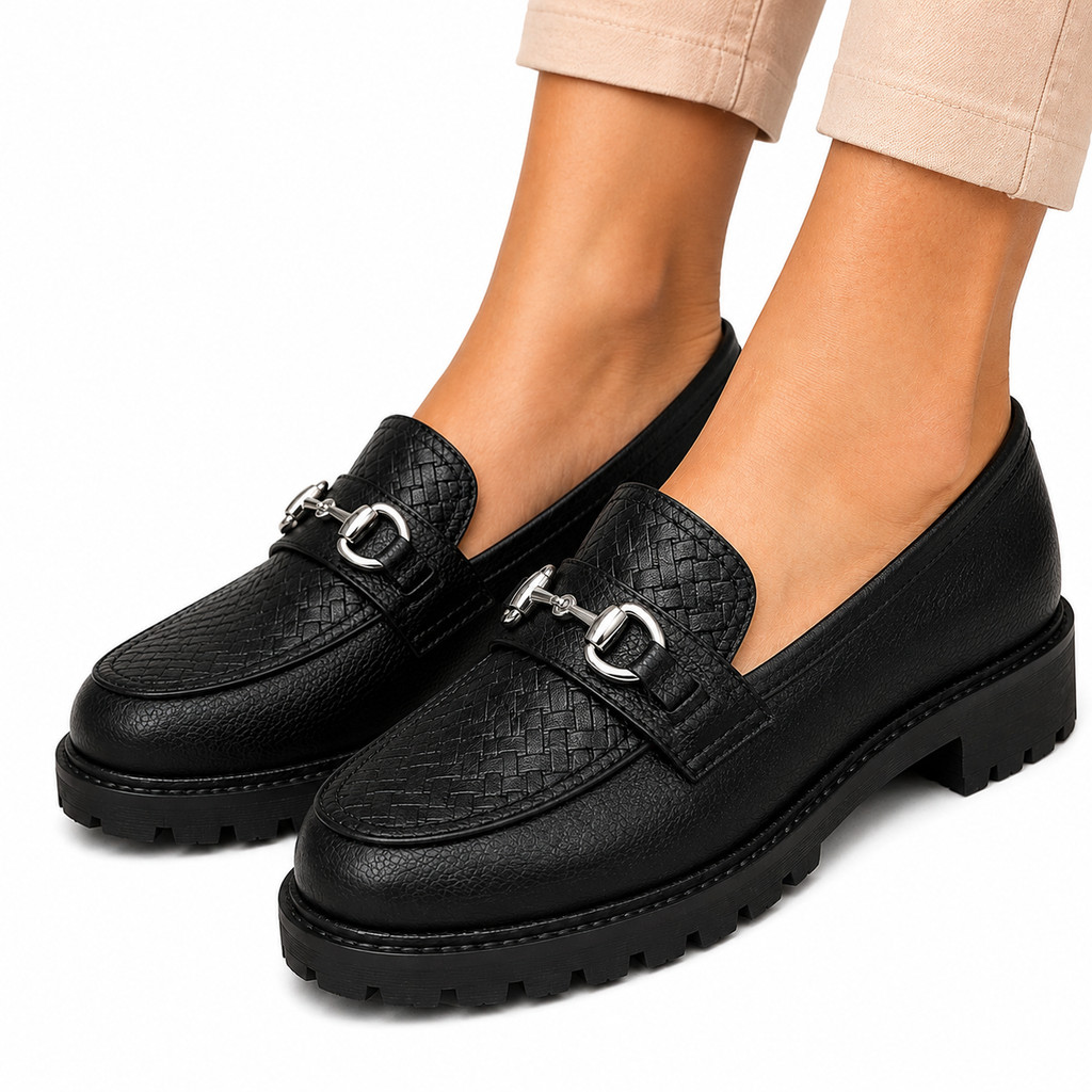 Mocassim Feminino Carolyn em Couro Legítimo Tratorado Casual Confortável