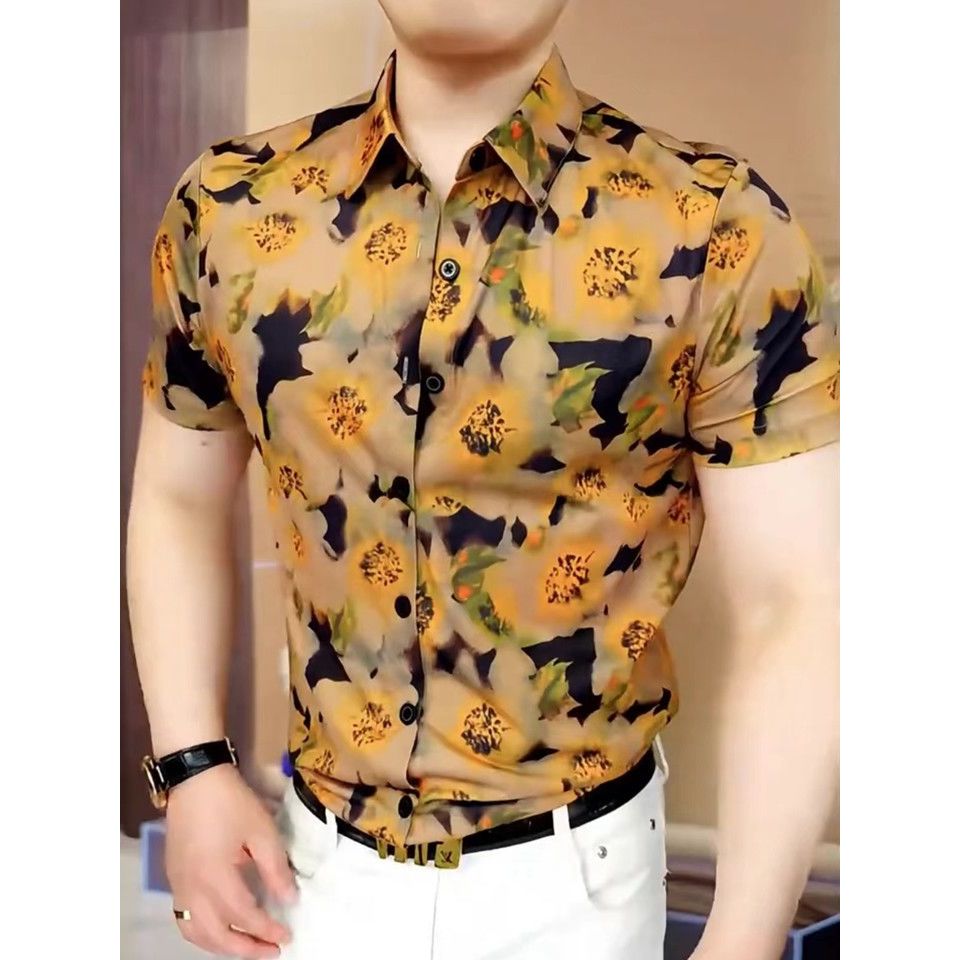 Estoque pronto 2025 Verão Novo Estilo Moda Masculina Casual Camisa polo de Manga Curta Cor Moderna High-End Bonito Lapel