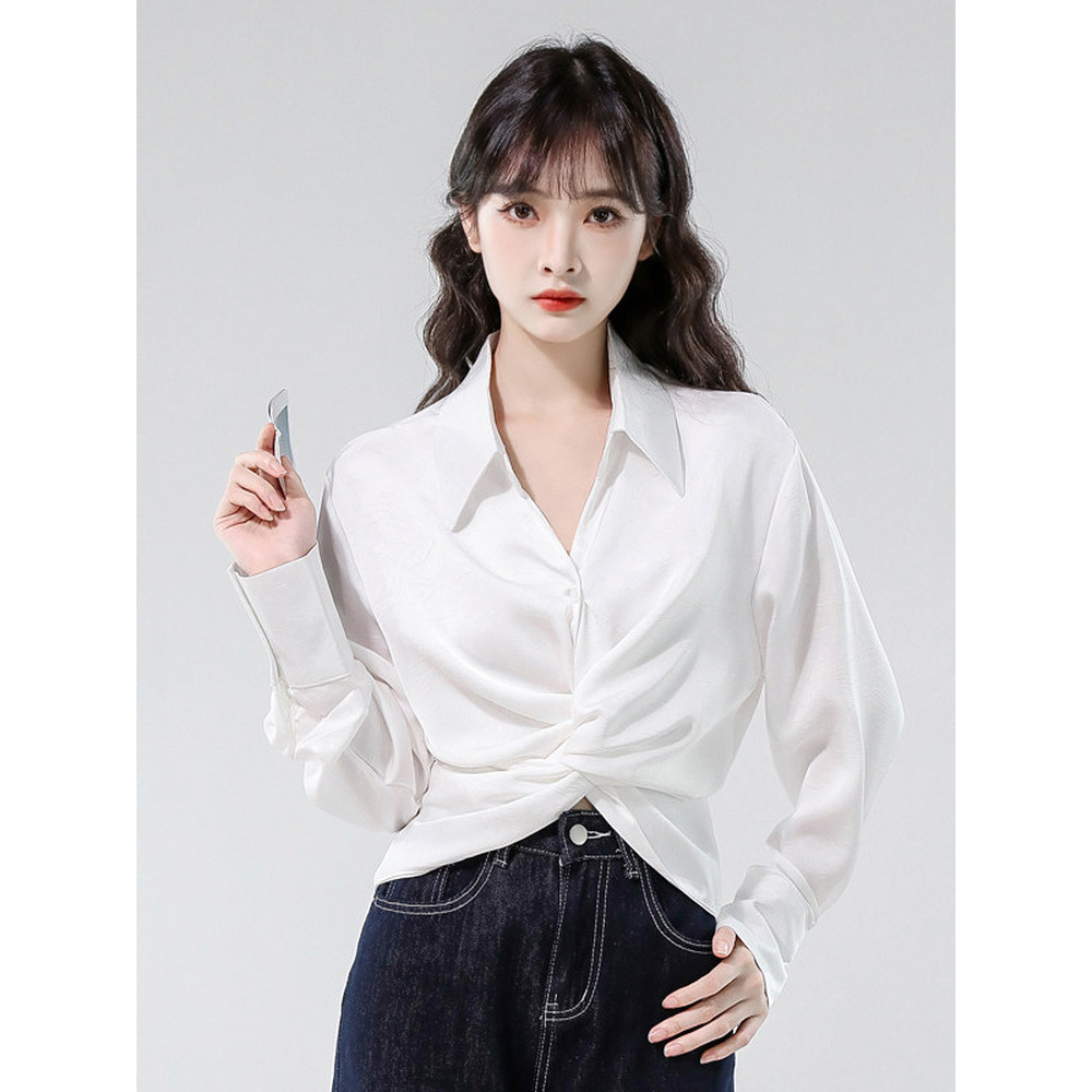 Camisa torcida branca feminina de manga comprida primavera outono estilo ocidental camisa pequena Design nicho topo pequ