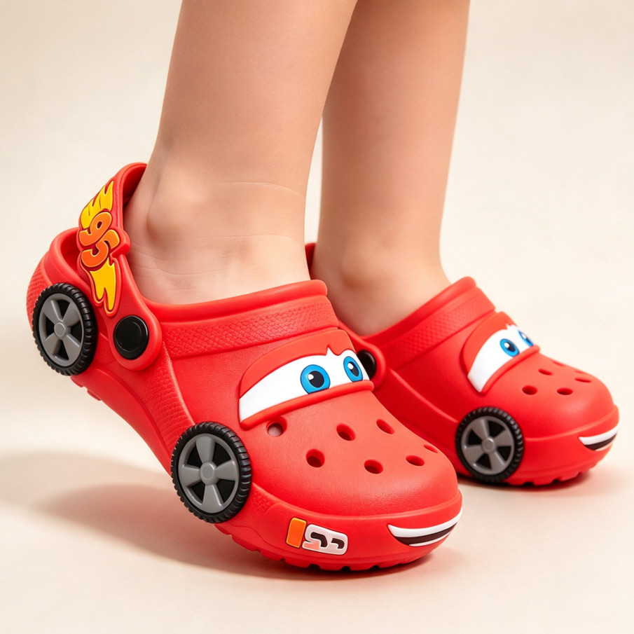 Sandália Masculina Antiderrapante Personagem Colorida Chinelo Fácil de Calçar Confortável Babouche