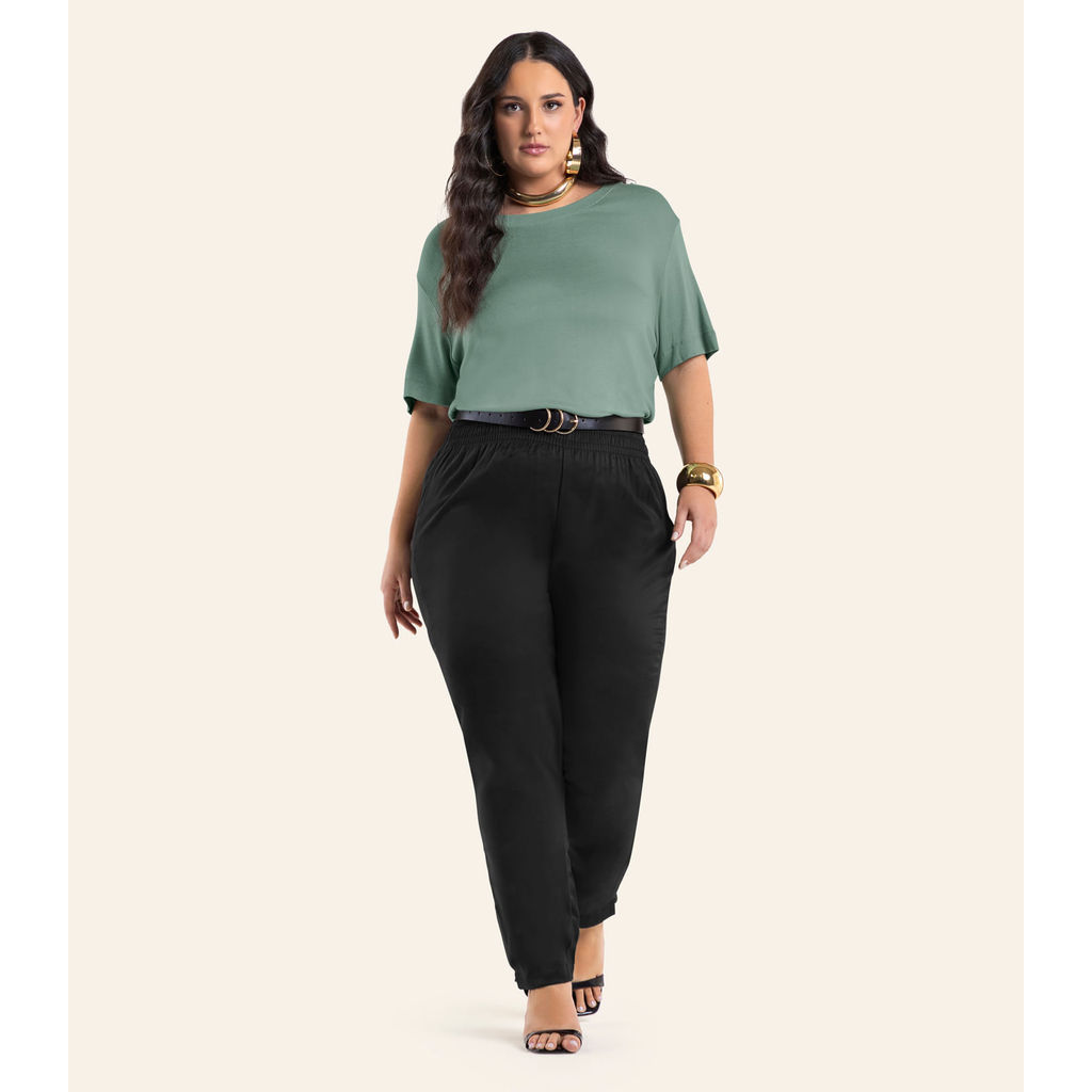 Calça Tecido Favo Plus Size Secret Glam Preto
