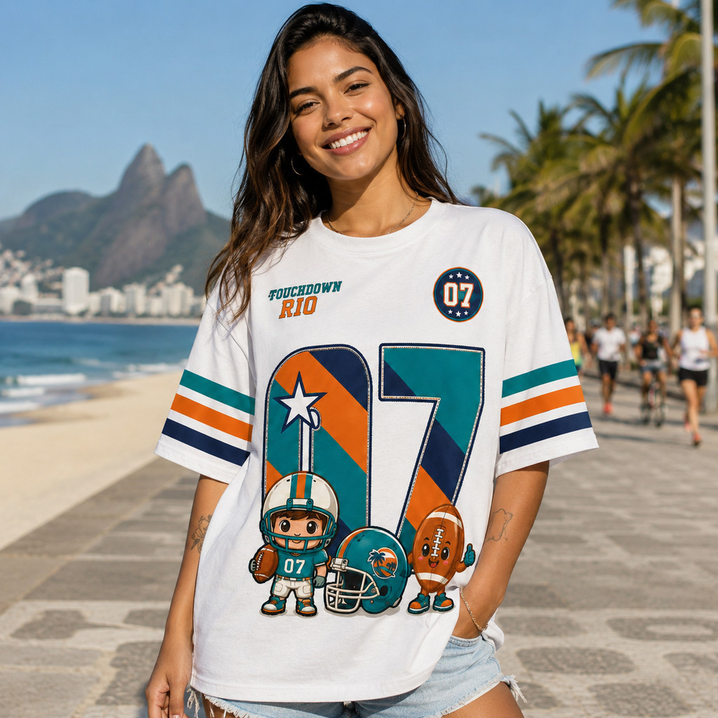 Brasilvibe.br Camiseta Oversized Rio Futebol Estampa Americano Vintage Esporte Unissex Streetwear