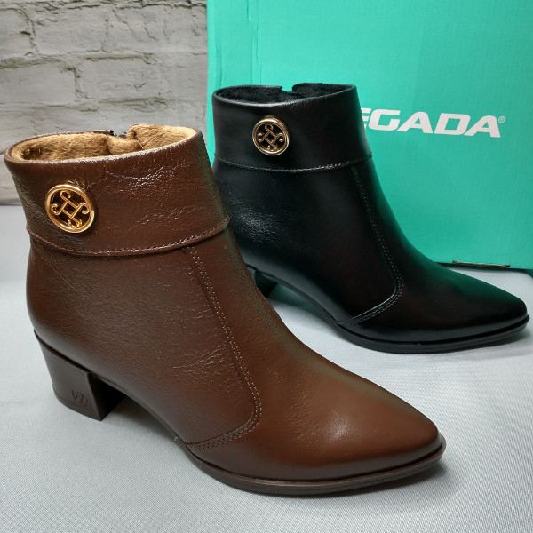 Bota Feminina Pegada Couro Salto Bloco Cano Curto Ortopédica Leve Bico Fino Moda Zíper Promoção