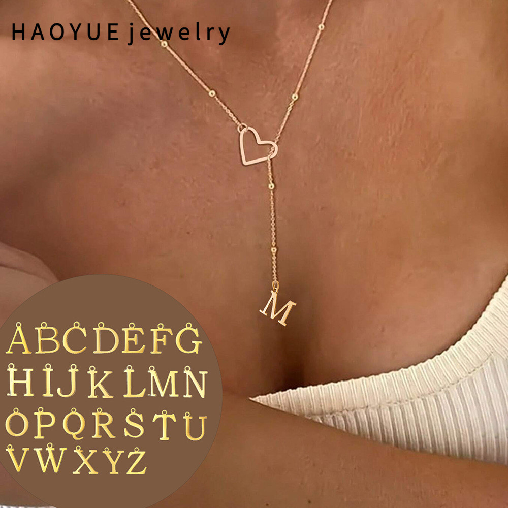 Colar Y em aço inoxidável pingente coração vazado 26 letras feminino delicado gargantilha minimalista