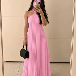 Vestido Feminino Longo Plissado Com Decote Halter