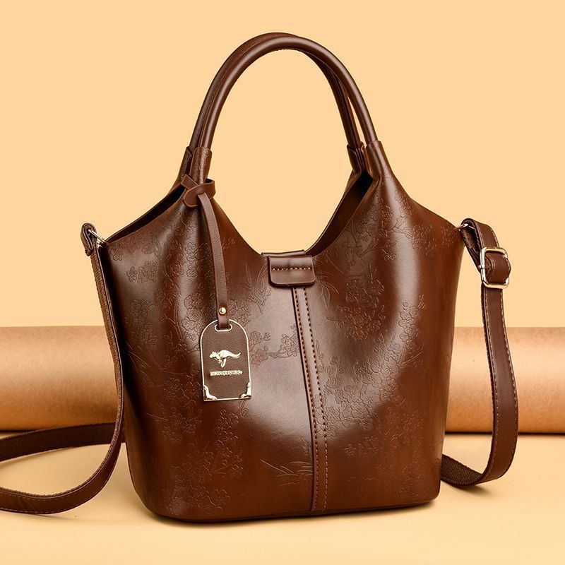 Popular niche soft leather handbag for women, 2026 new vintage fashion shoulder bag, underarm crossbody bag, trendy bask