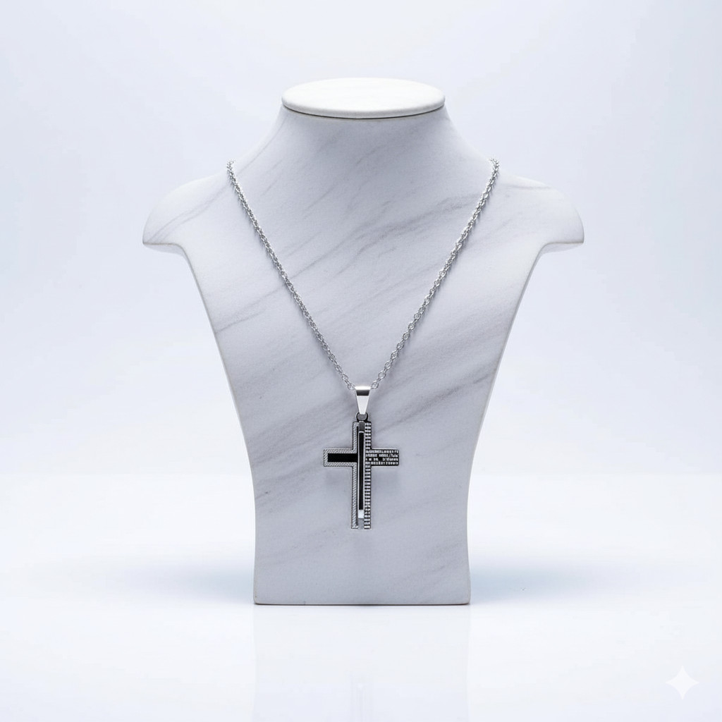 Corrente Masculina Prata com Crucifixo Pai Nosso – Elegância e Proteção