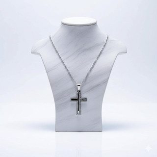 Corrente Masculina Prata com Crucifixo Pai Nosso – Elegância e Proteção