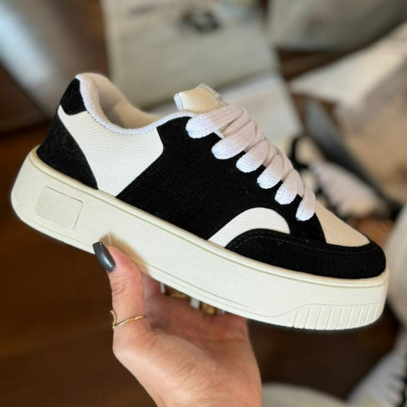 Tênis Feminino e masculino leve e confortável na promoção casual e esportivo lançamento malha respirável