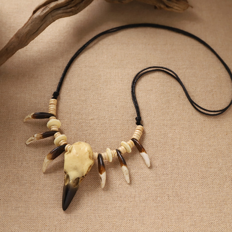 Design Original corvo crânio colar Retro nicho águia pássaro corvo crânio cão dente pingente tribo étnica acessórios das
