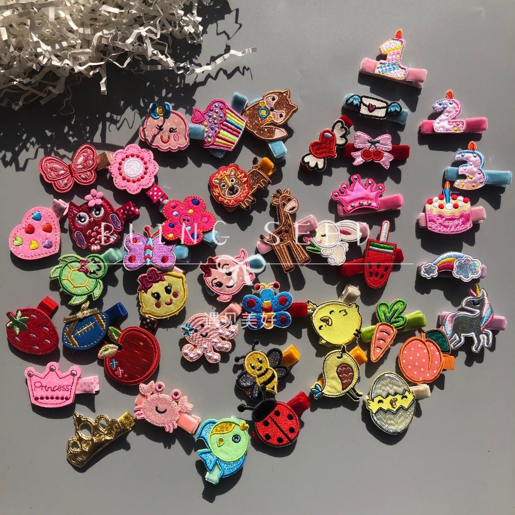 Comércio exterior dos desenhos animados bordado crianças carta Hairpin primeiro aniversário bonito Headwear unicórnio tu