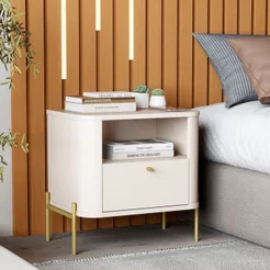 Mesa de Cabeceira Curva 1 Gaveta e 1 Nicho Pés e Puxadores em Metal 45cm Tucupí Bege Off White/Dourado