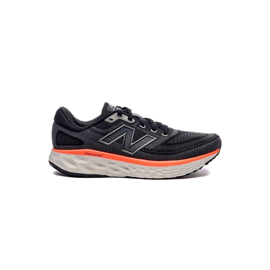 Tênis New Balance Fresh Foam X Evozv4 Preto/Coral