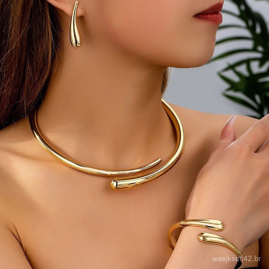 Conjunto de colar, gargantilha, pulseira e brincos com padrão geométrico feminino, banhado a ouro 18K e prata 925.